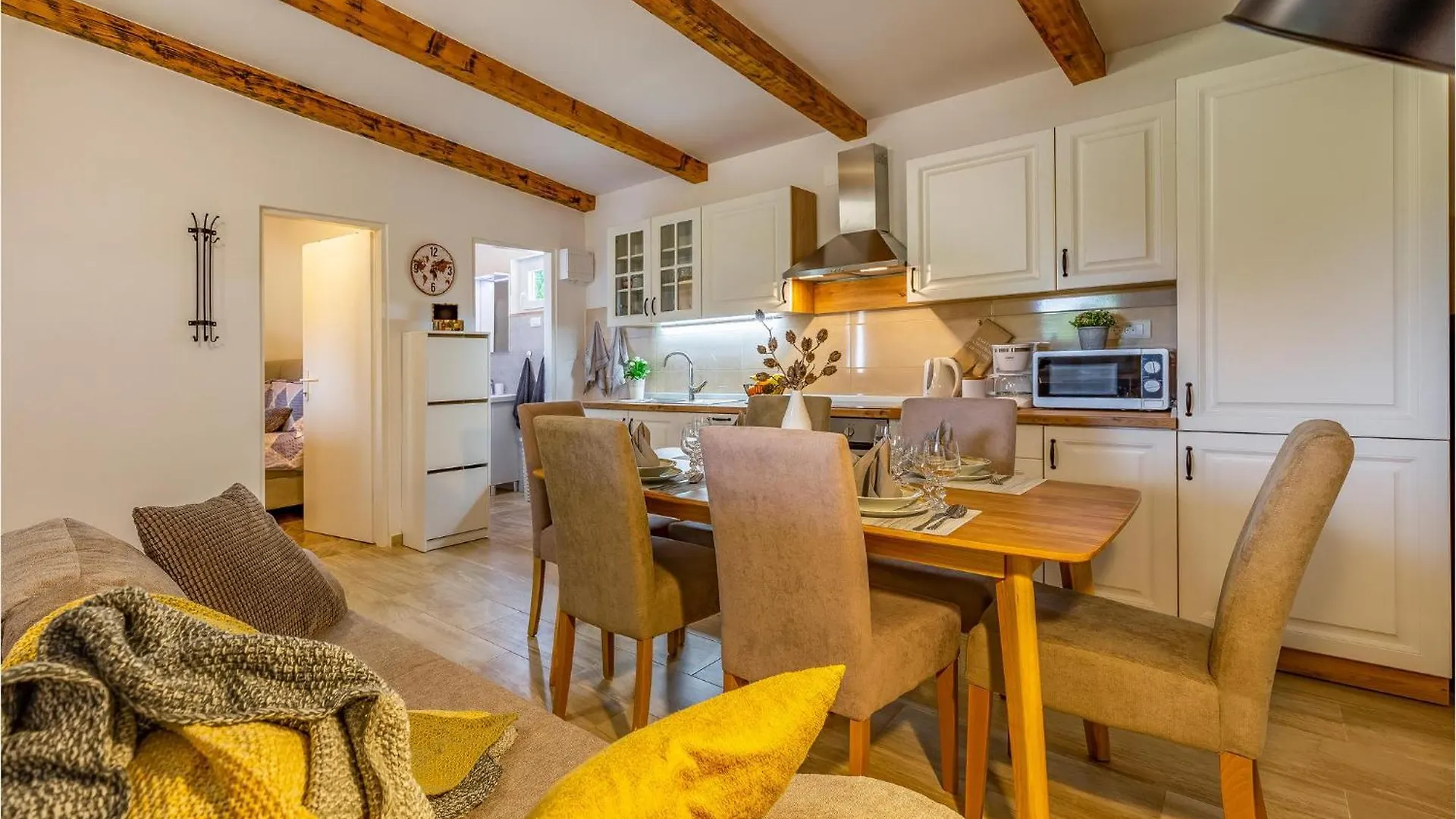 Nice Home In Medulin With Wifi